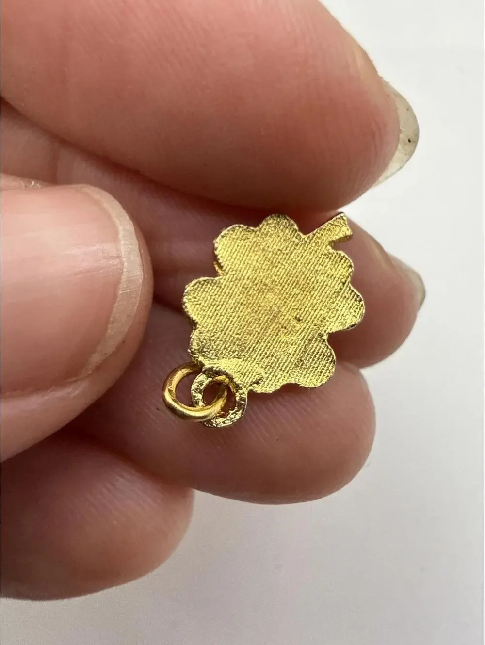 Vintage Gold Tone Leaf Charm Pendant Extra Small